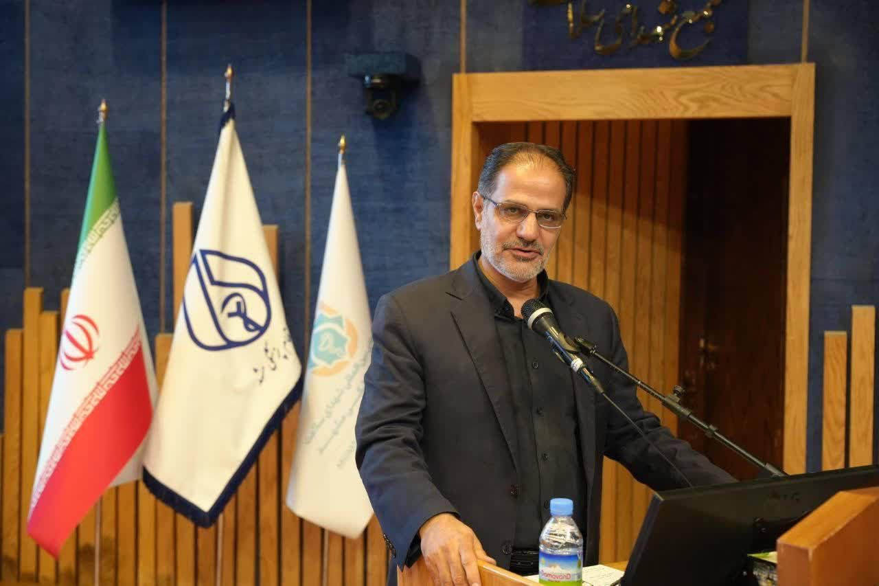 دکتر محمود فاضل در مراسم گرامیداشت روز پزشک و داروساز در مشهد :