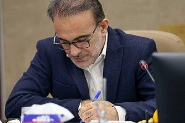 نامه رئیس‌کل سازمان نظام پزشکی به رئیس‌جمهور درباره چالش‌های عرضه برخط دارو