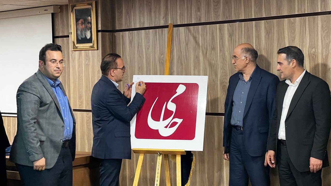 هشدار رئیس کل سازمان نظام پزشکی درباره پزشک‌نماها و مداخلات غیرمجاز درمانی: با جدیت برخورد می‌کنیم
