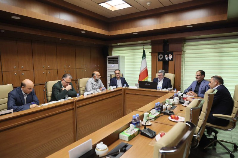 دیدار هیأت رئیسه شورای عالی و رئیس‌کل سازمان نظام پزشکی با وزیر محترم بهداشت