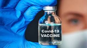 کارکنان خط اول سازمان بهداشت انگلیس واکسن کووید 19 دریافت می کنند